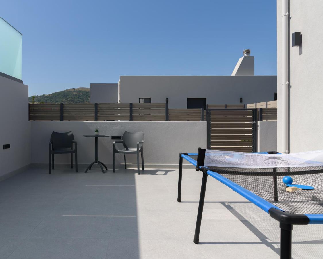 Eolides Villas , Quite Idyll Of Rural Bliss,By Thinkvilla Lambiní Esterno foto