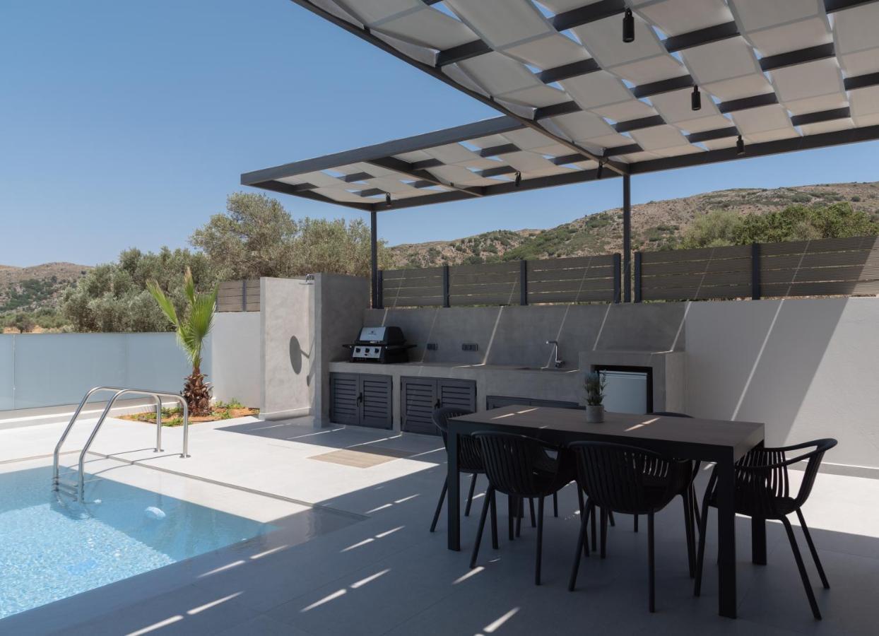 Eolides Villas , Quite Idyll Of Rural Bliss,By Thinkvilla Lambiní Esterno foto